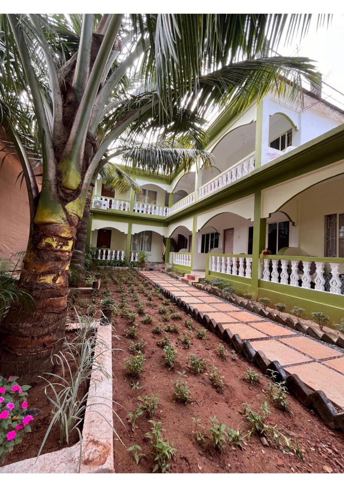 Sea 2000 Resort Canacona Extérieur photo